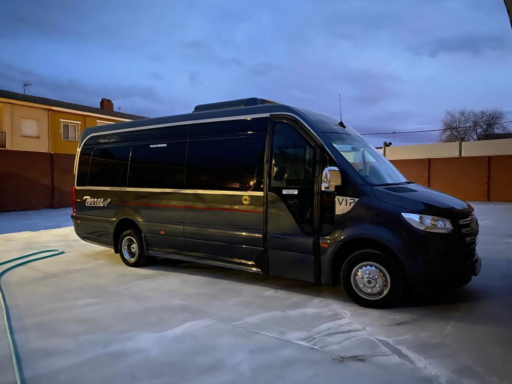 Minibus de alquiler en Madrid